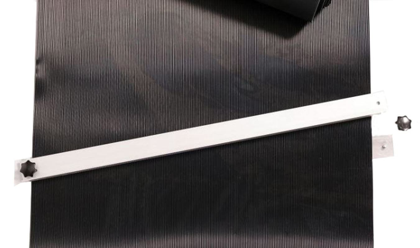 Aluminium klemoche voor dartmat - 60 cm breed